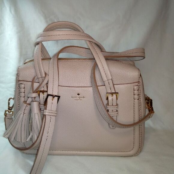 kate spade Handbags - Kate Spade Leather Purse Carry as a Shoulder or Hand Bag